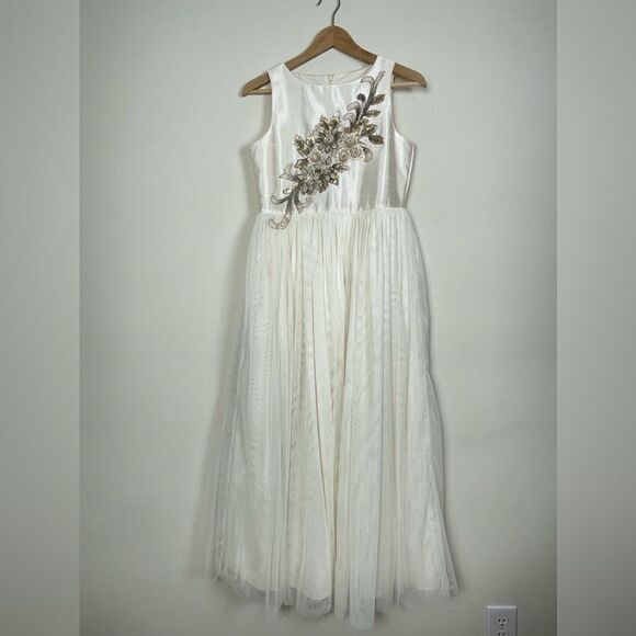 Badgley Mischka Ivory Floral Appliqué Flower Girl Dress - Picture 1 of 5